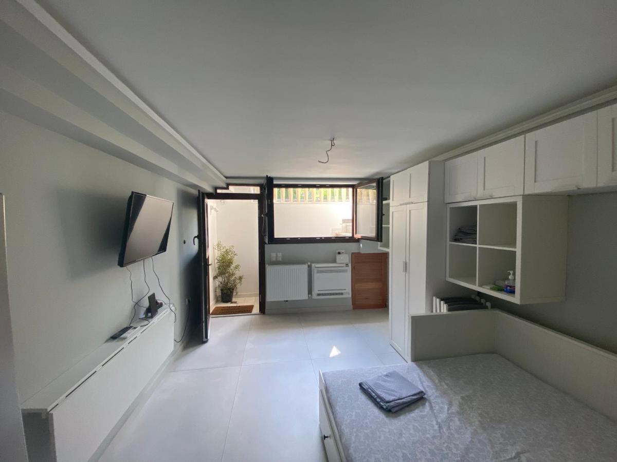 אתונה Minimalist Studio Behind Hilton Hotel מראה חיצוני תמונה